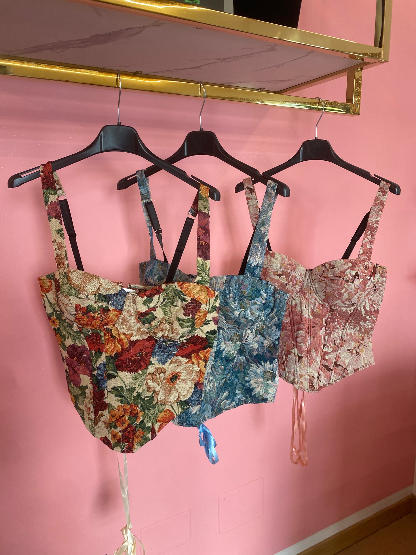 Corsetto con lacci in raso