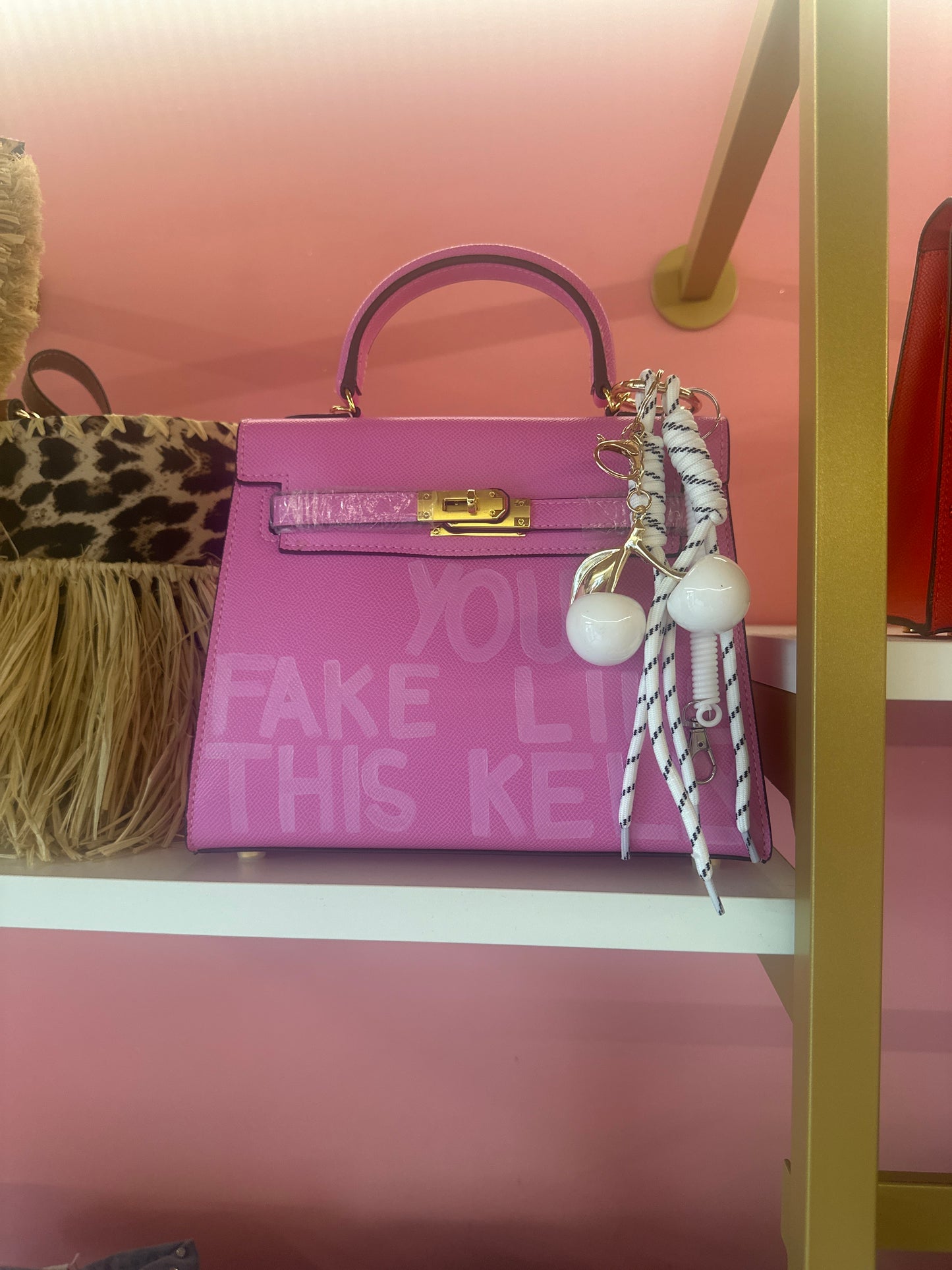 Kelly fucsia