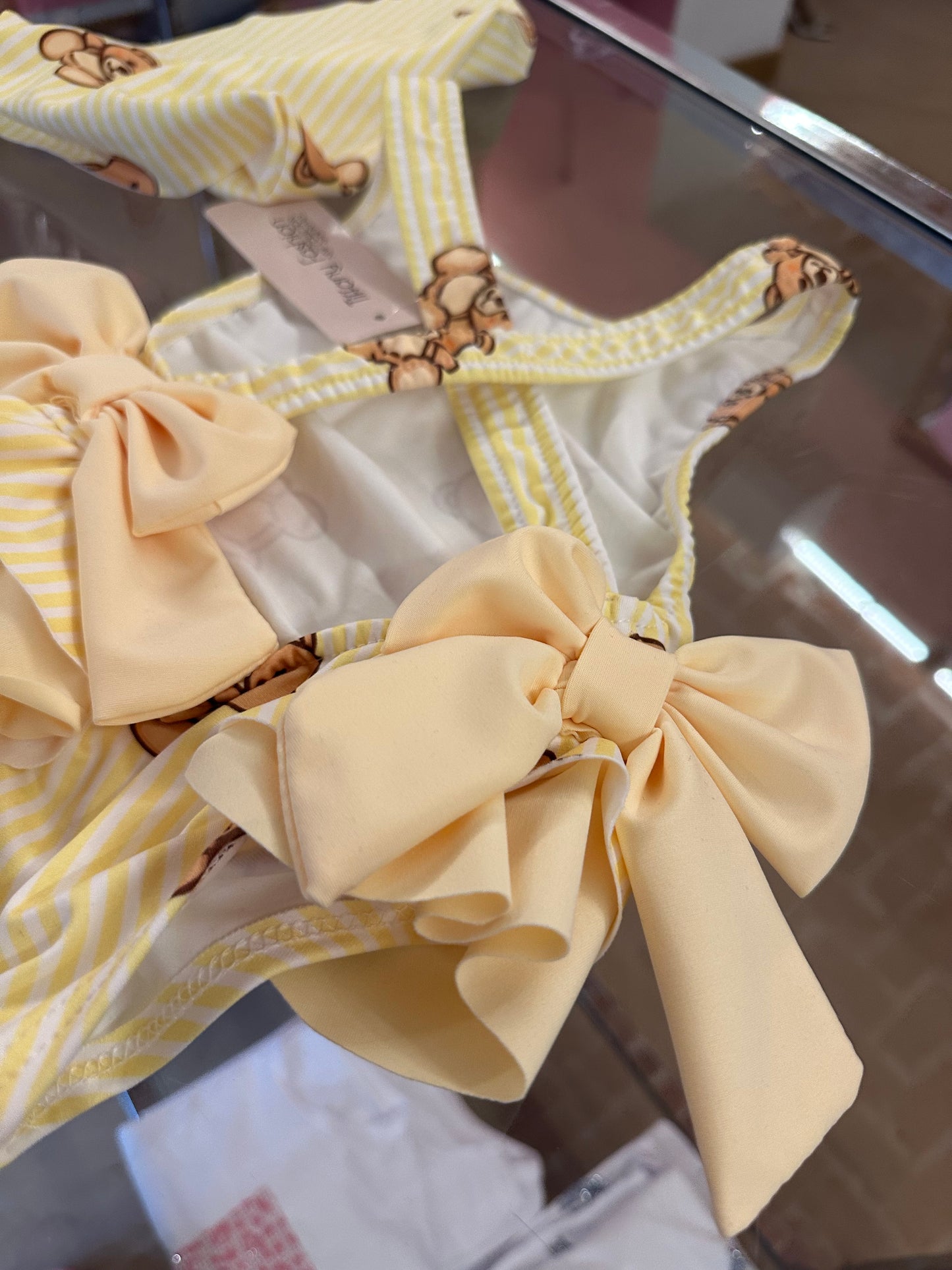 Costume fiocco con orsetto giallo 🧸