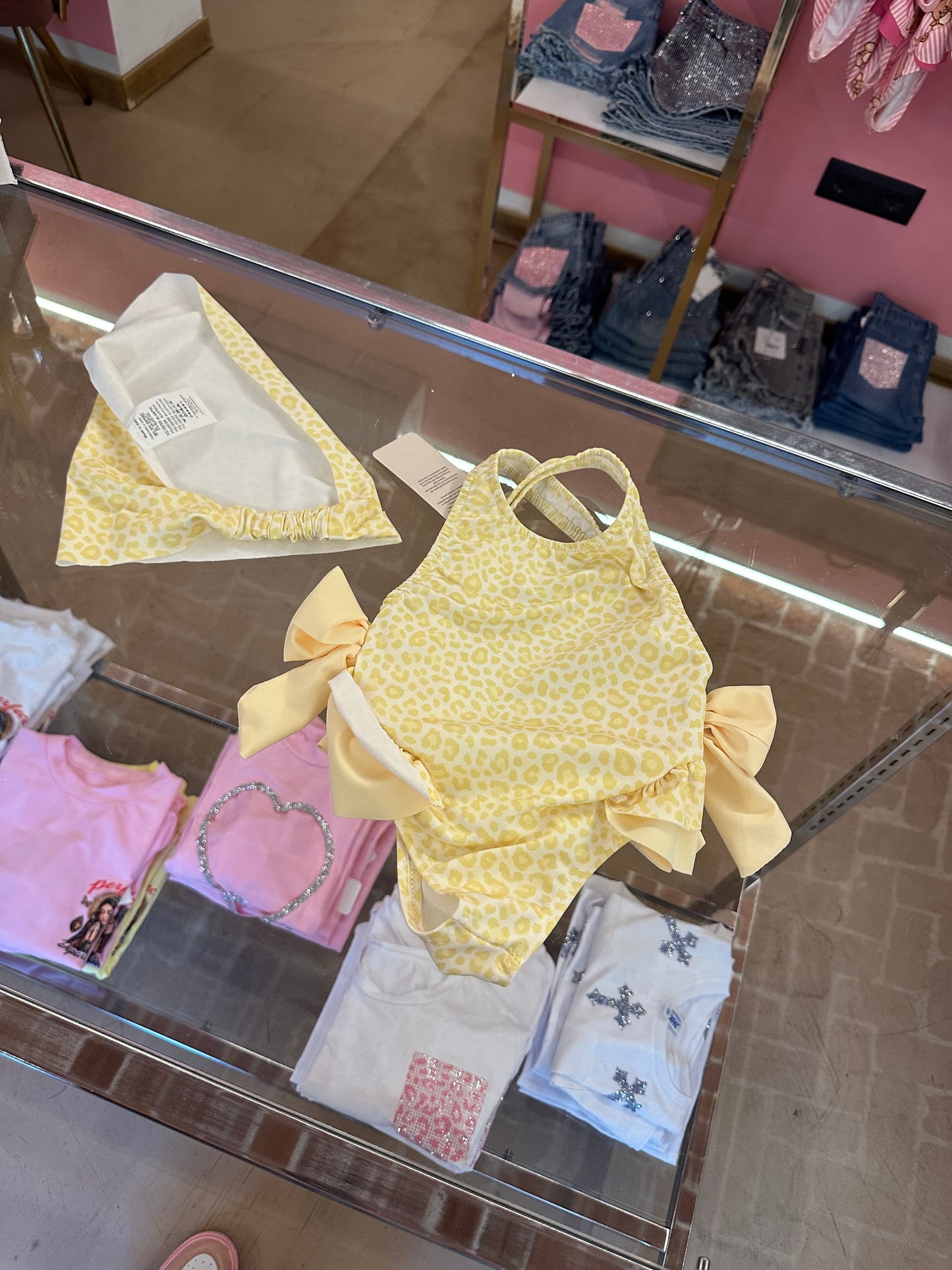 Costume bimba, Animalier giallo