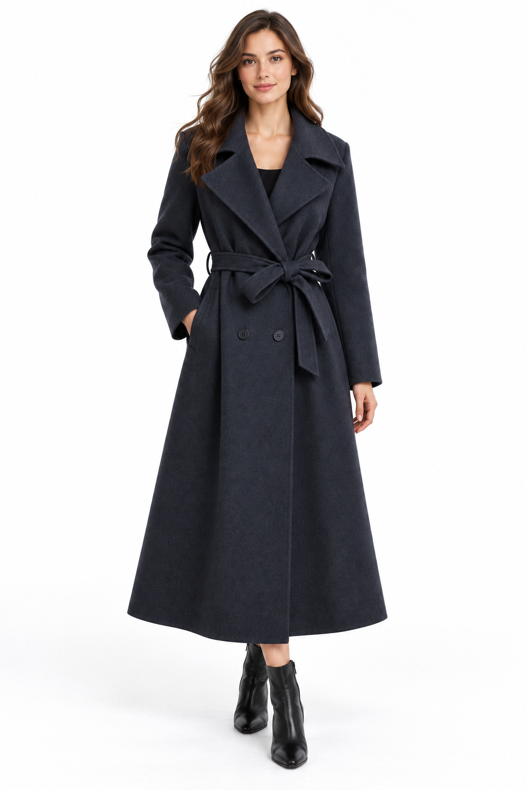 Cappotto con bottone e cintura